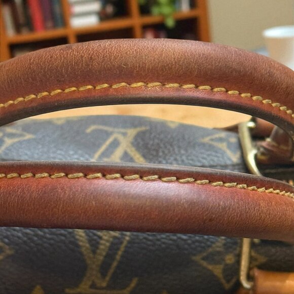 Preloved Louis Vuitton Alma Monogram Bag W/Certificate of Authenticity - Picture 9 of 16